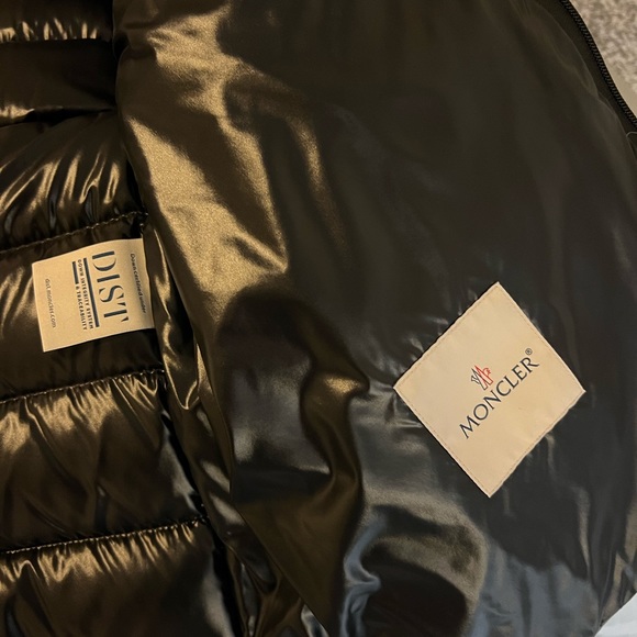 Mens Moncler jacket (original packaging and receipts for authentication) - Picture 3 of 4